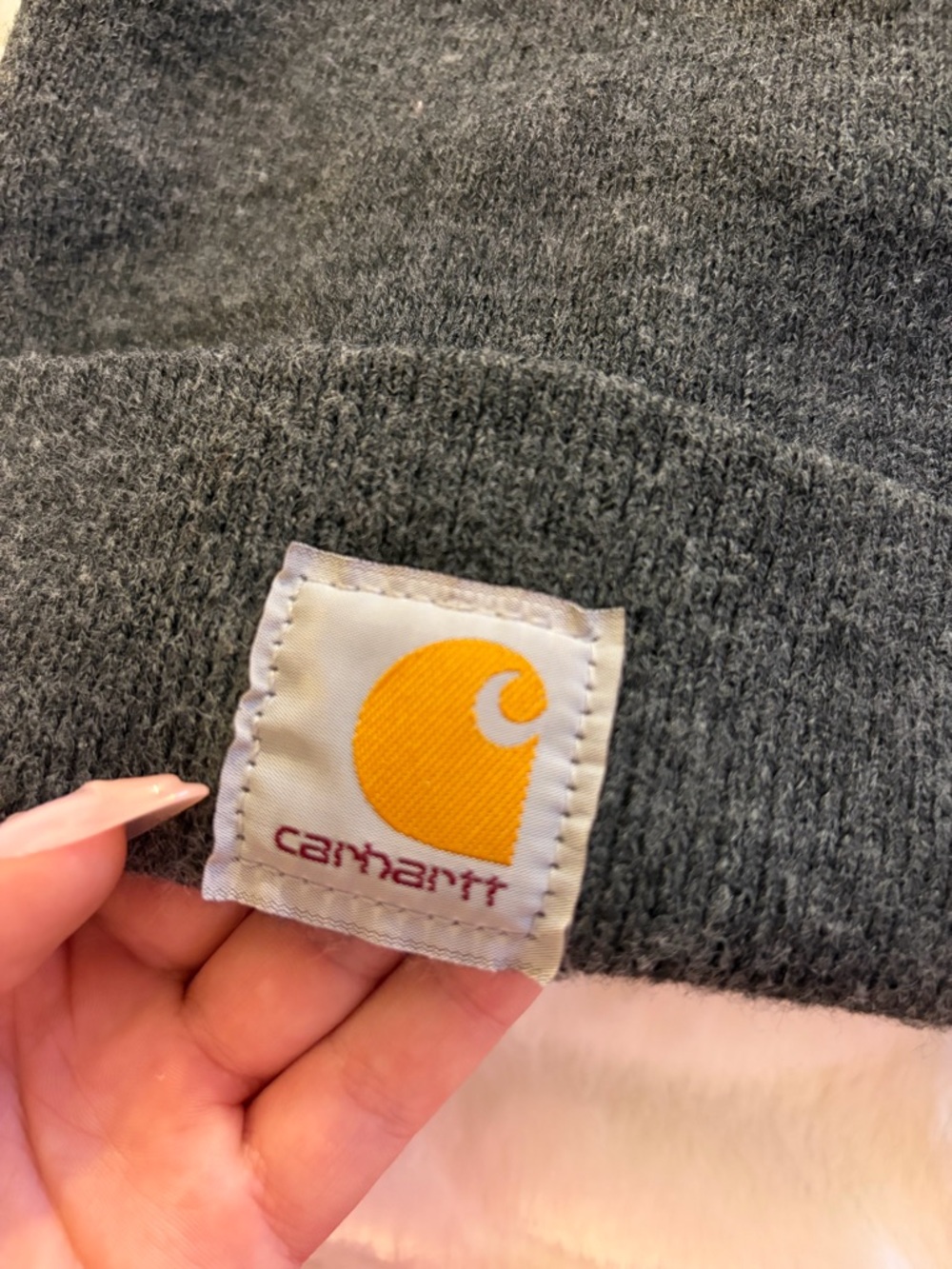 Carhartt Cuffed Beanie with Logo Patch - Picture 3 of 5